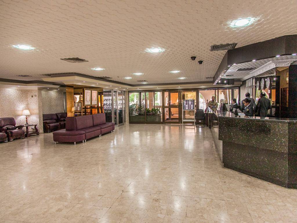 Sharjah Carlton Hotel 1