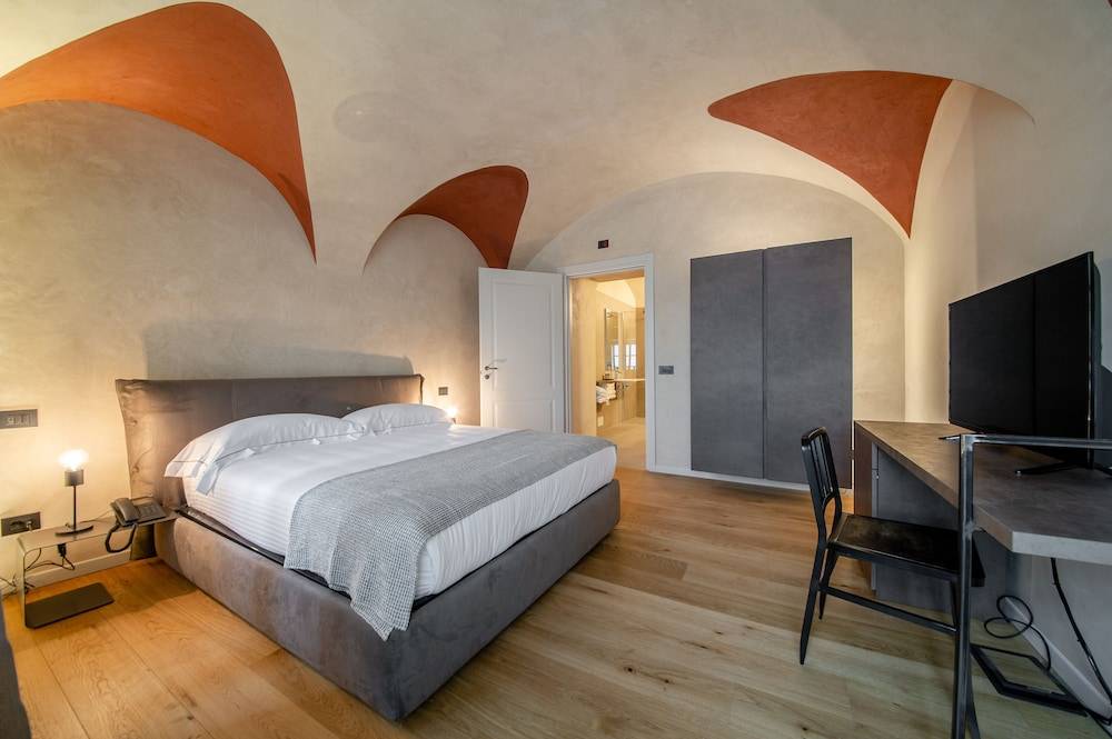 Relais San Vigilio al Castello 2
