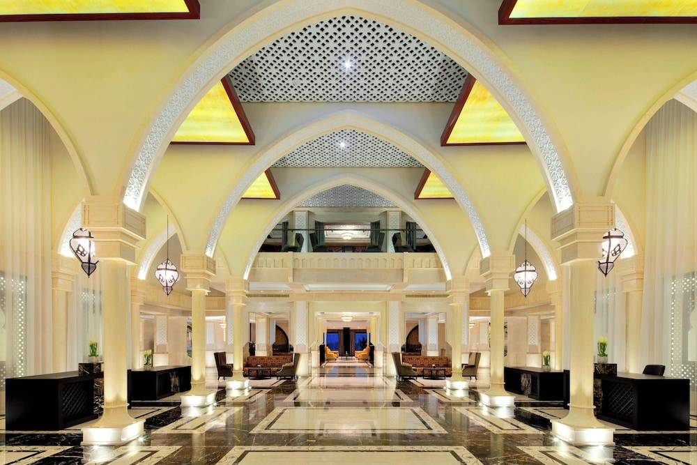Sheraton Sharjah Beach Resort and Spa 2