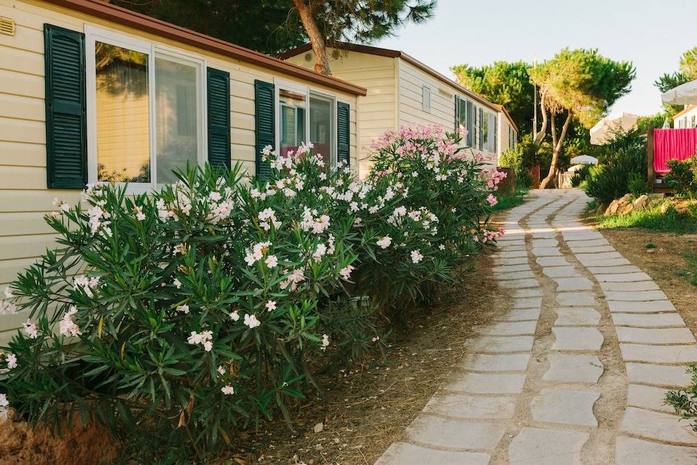 Torre del Porticciolo Camping Village Glamping 2