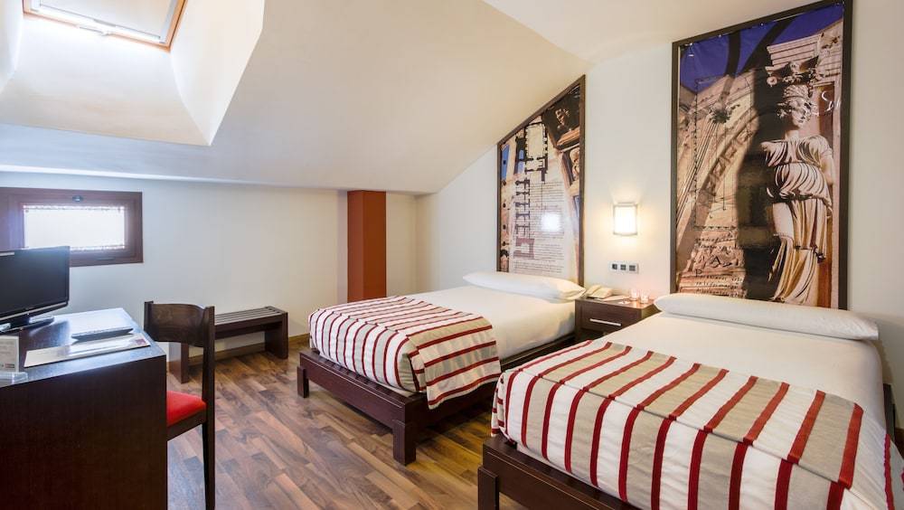 Hostal Aznaitin 2