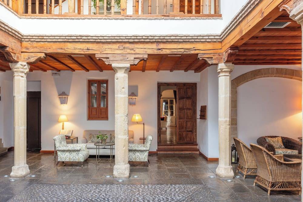 Hotel Puerta de la Luna 1