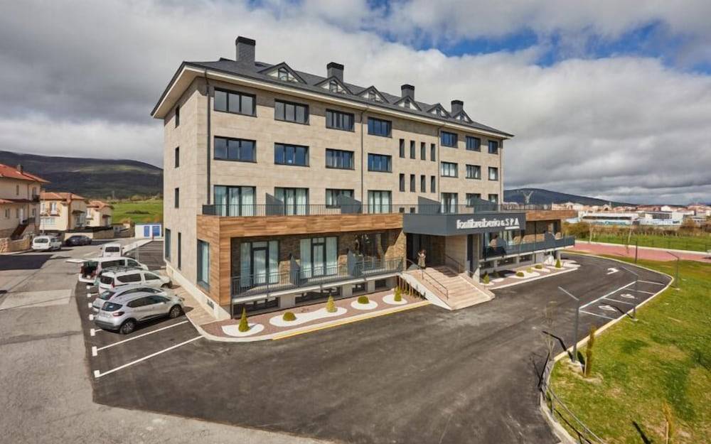 Apartamentos Silken Fontibre Iberia & Spa 1