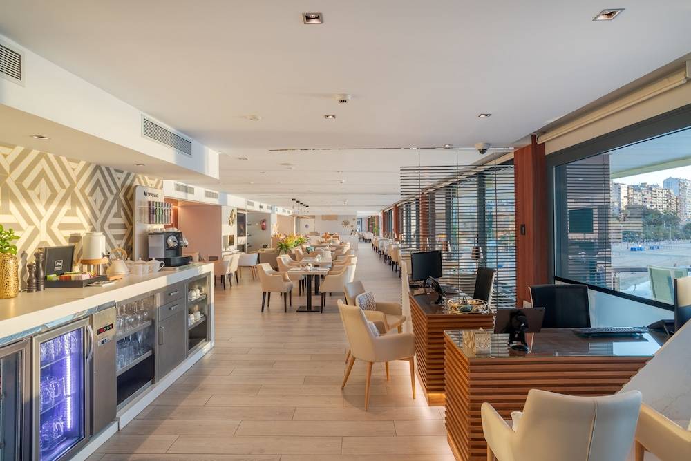 The Level At Melia Alicante - Adults Only 2