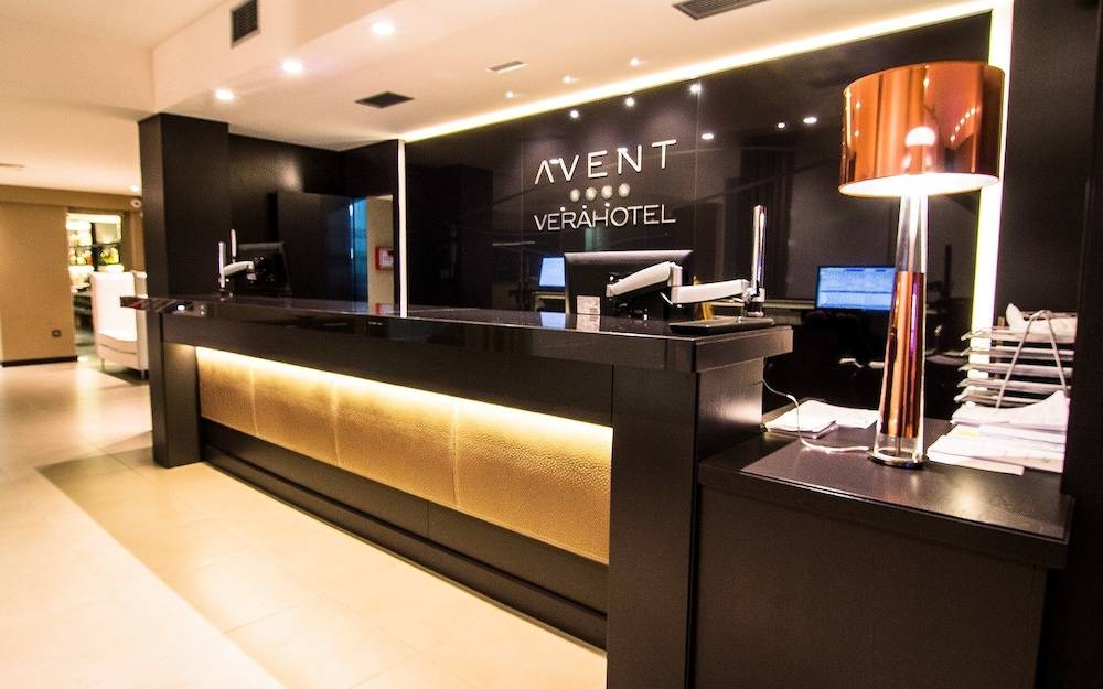 Avent Verahotel 2