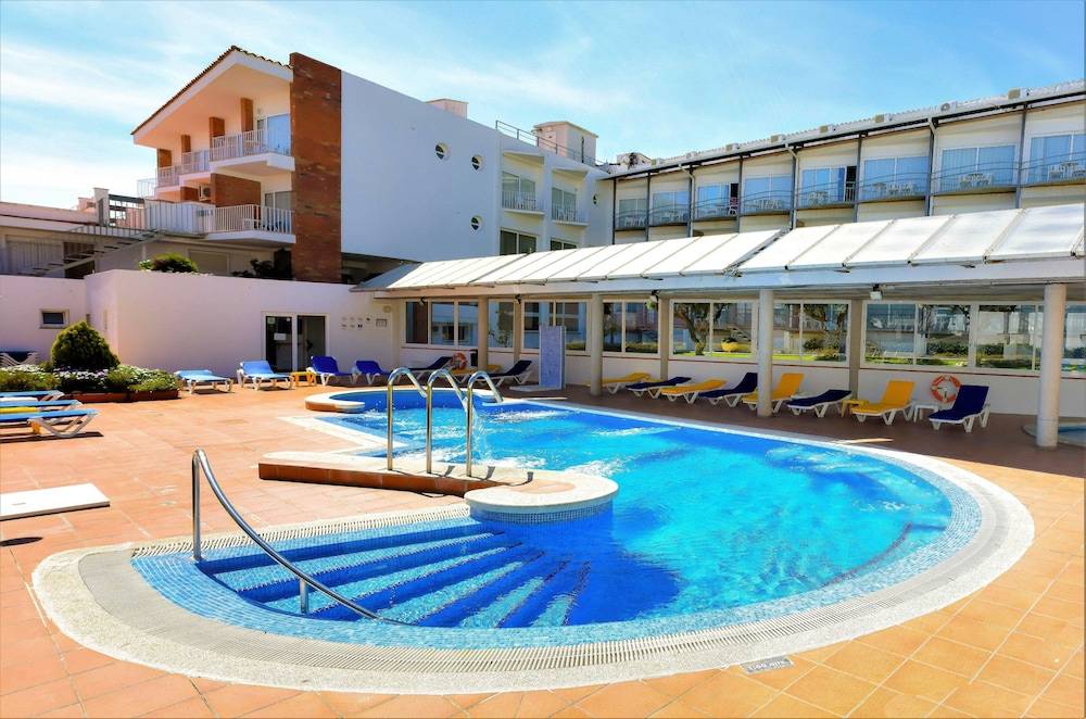 Hotel Port-Bo 1