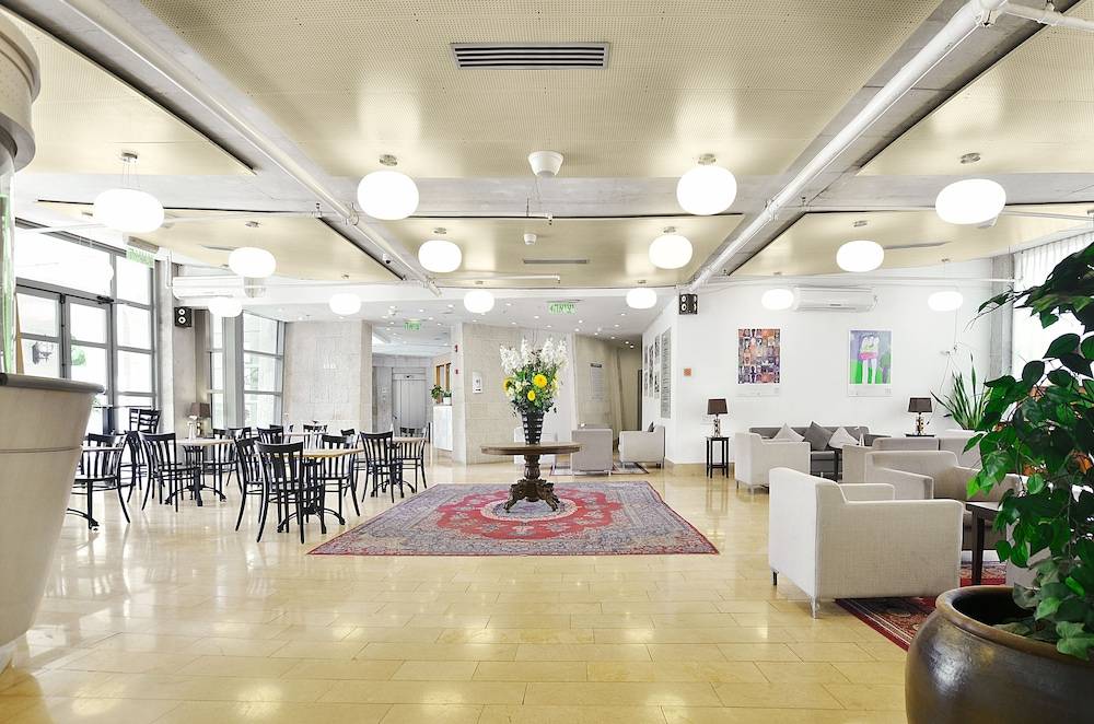 Ruth Daniel Residence 2