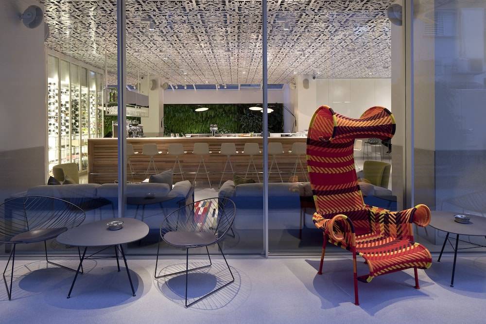 Mendeli Street Hotel By Prima Hotels - 18 years Plus 2