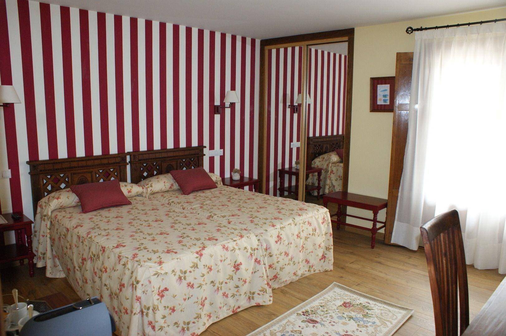 Hotel Colonial de Santillana 1