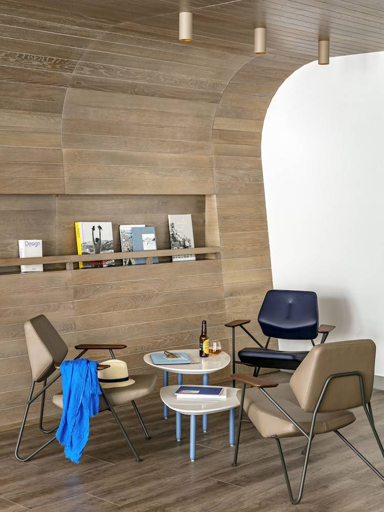 OKKO Hotels Toulon Centre 2