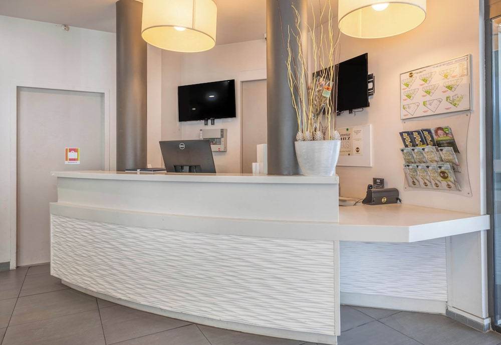 B&B HOTEL Marseille Centre La Timone 2