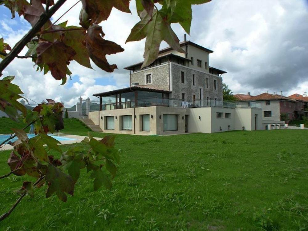 Hotel Villadesella 1