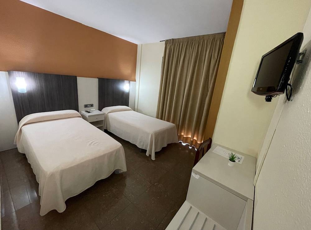 HOTEL MORELL 2
