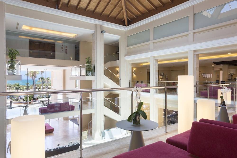 Hipotels Playa La Barrosa - Adults Only 2