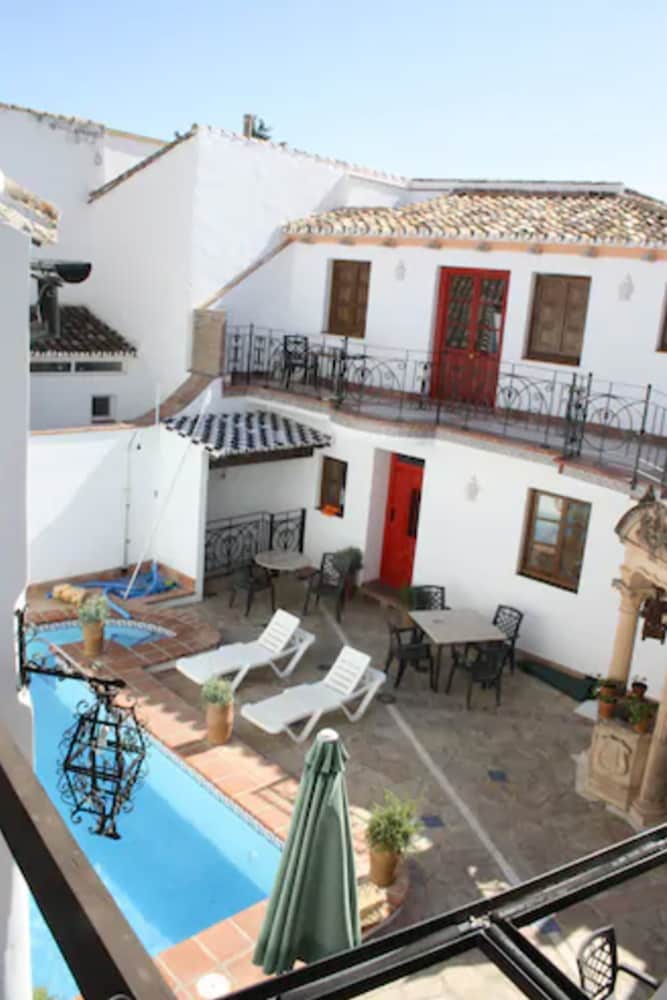 Apartamentos La Ciudad 1