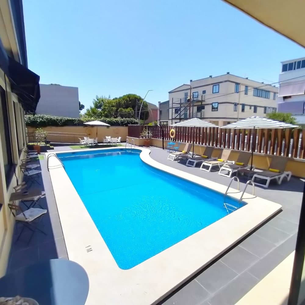 Hotel 153 1