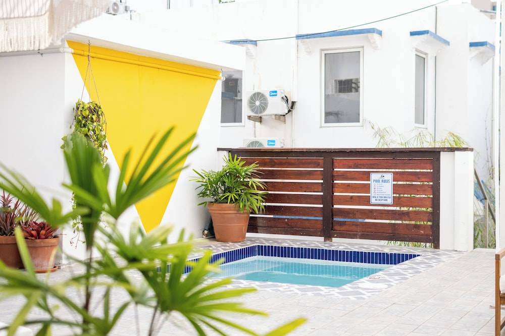 La Mona Loiza Apartment Complex by Stay with Bear 1