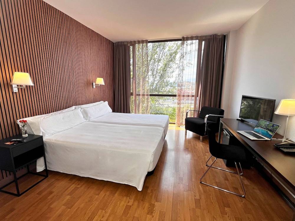 Hotel Ciutat de Granollers 1