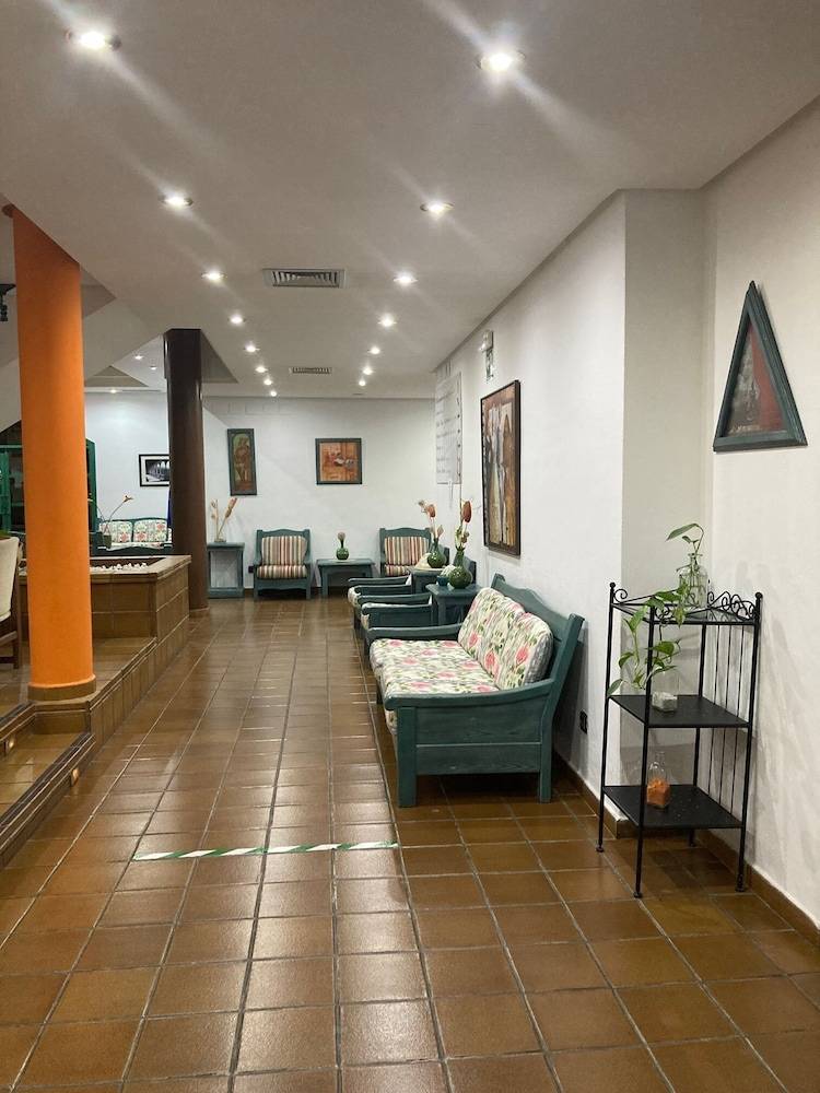 Hotel Almagro 2