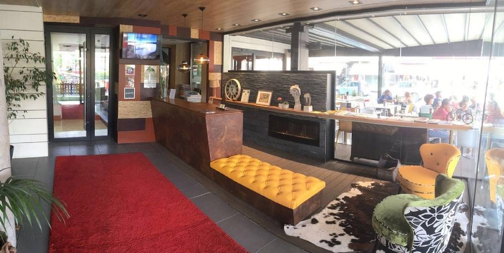 Hotel Sanchez 2