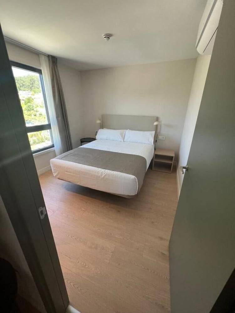 Hotel H4 Cangas 3 Superior 1