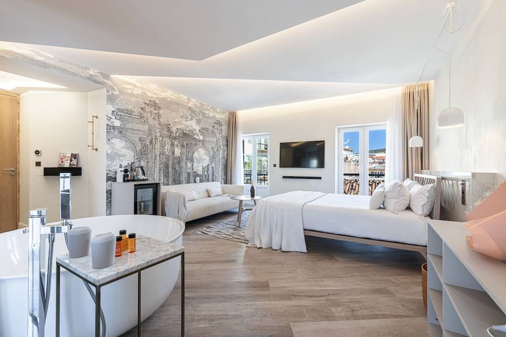 Le Dortoir Boutique Suites 1