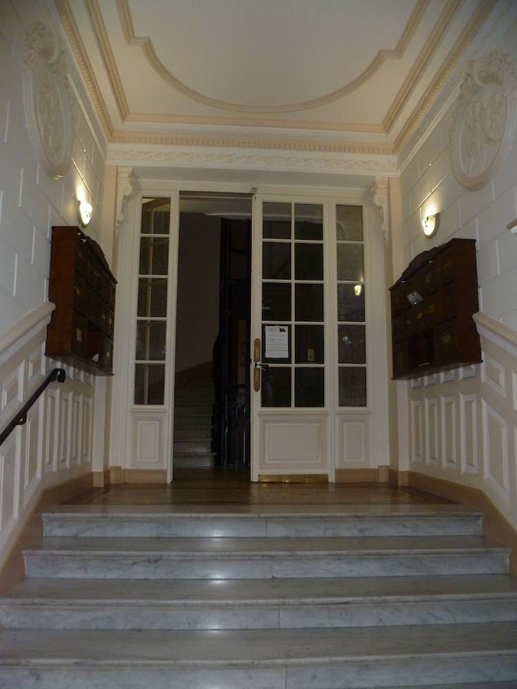 Hotel Victor Hugo Nice 2