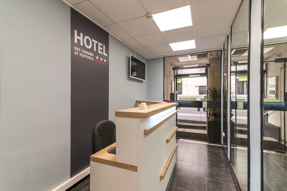 Hotel des Congrès et Festivals 2
