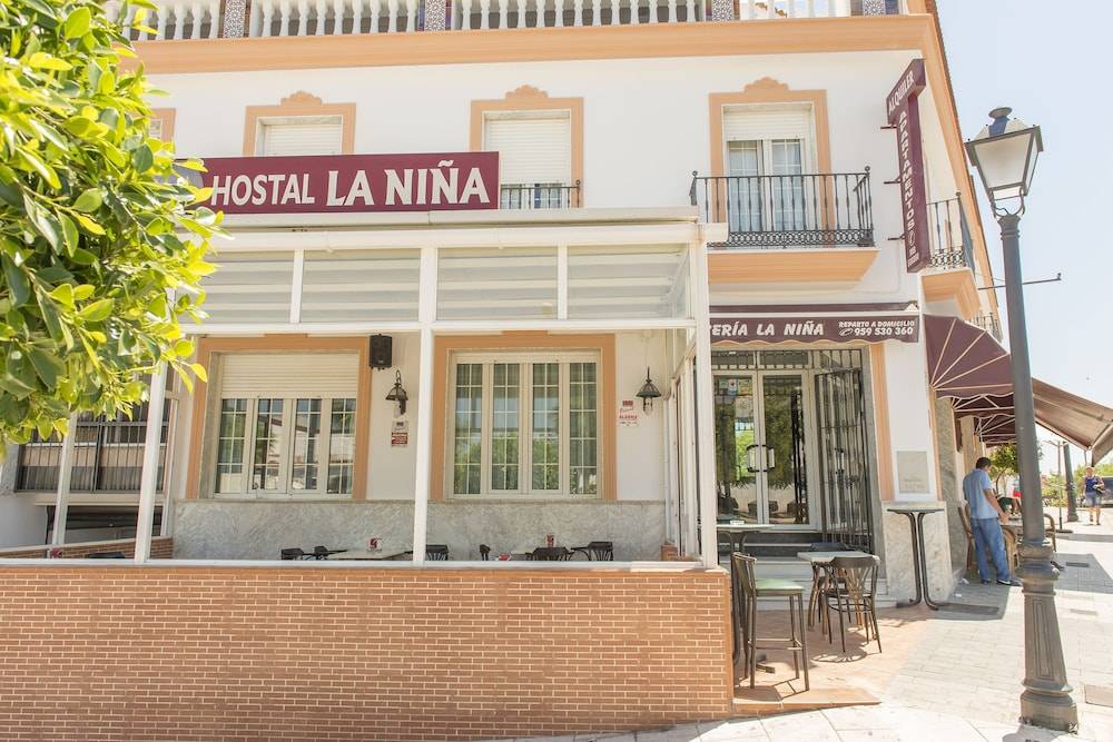 APARTAMENTOS LA NIÑA 1