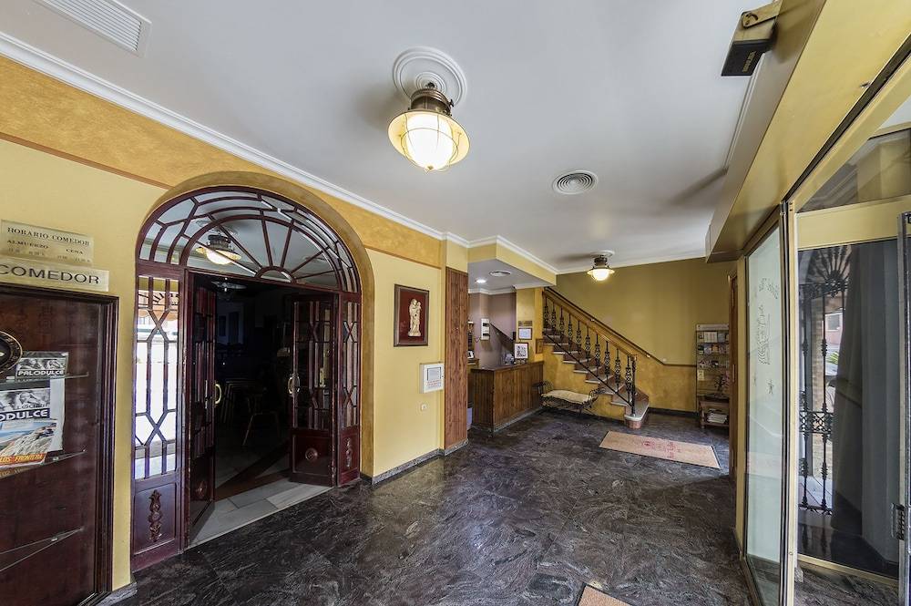 Hotel La Pinta 2