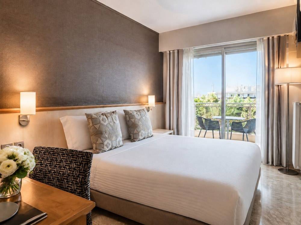 The Originals Boutique, Hôtel Les Strélitzias 1