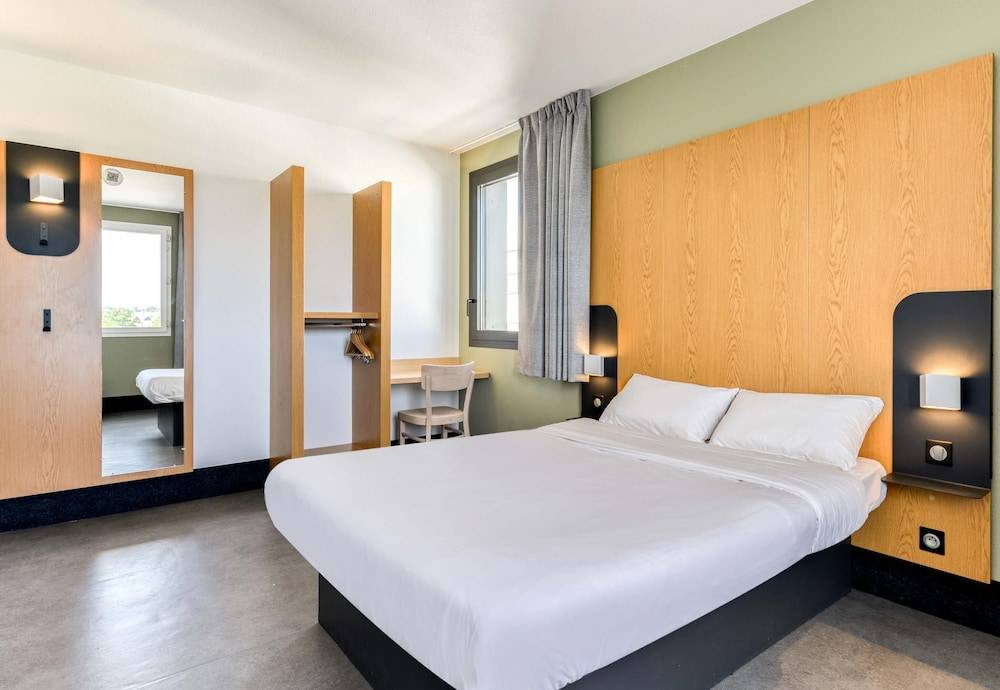 B&B HOTEL Montpellier Centre Le Millénaire 3 étoiles 1