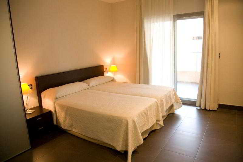Archybal Apartamentos Turísticos y Suites 2
