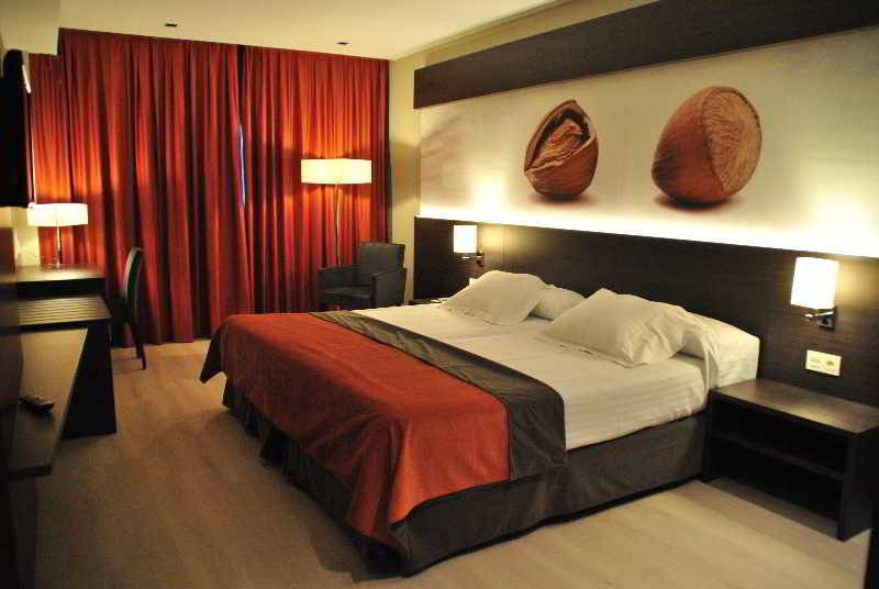 Brea's Hotel 1