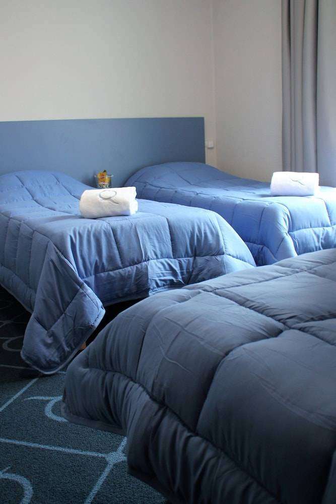 Le Petit Majestic 2