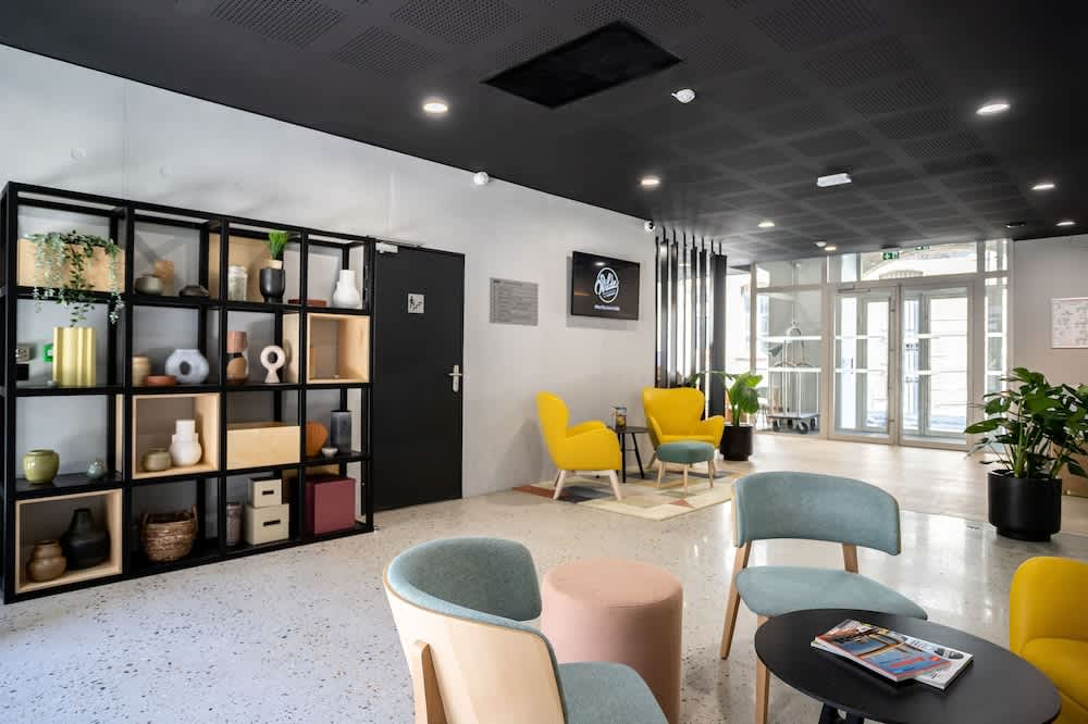 Staycity Aparthotels Bordeaux City Centre 2