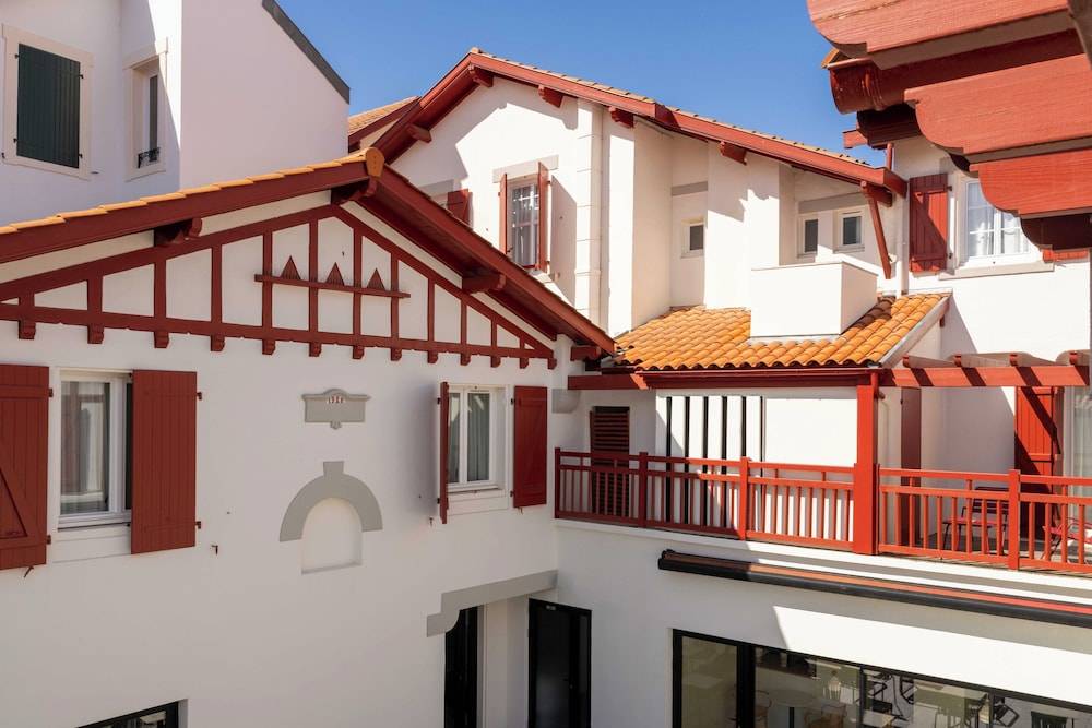 Hôtel Kemaris 1
