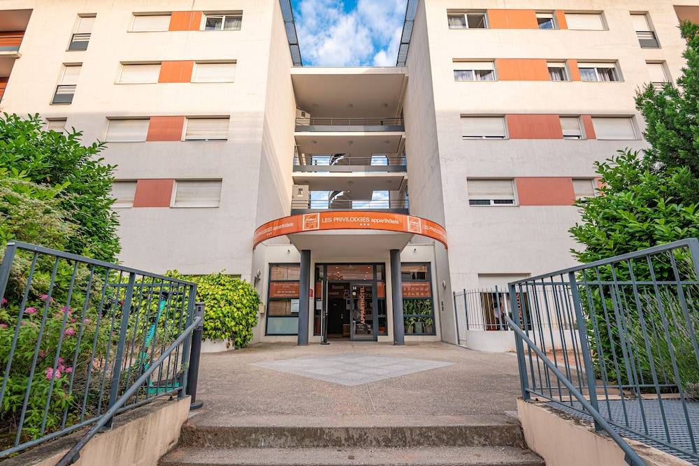 Apparthotel Privilodges Lyon Lumière 1