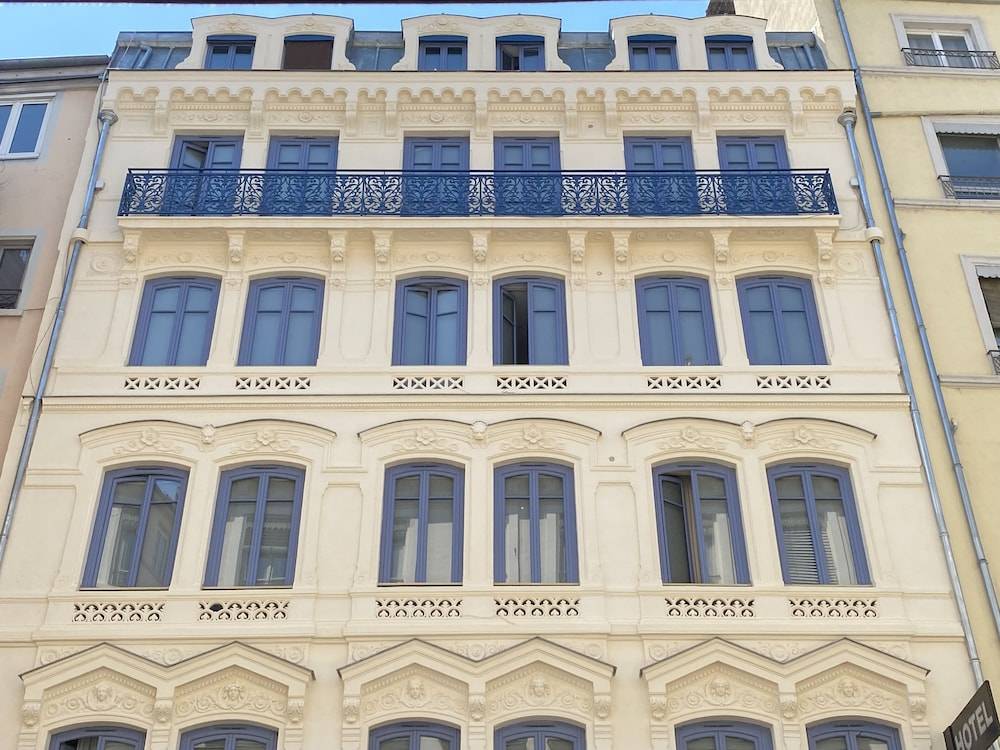 Hotel de Paris 1