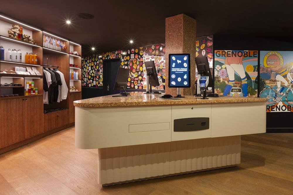 RockyPop Grenoble Hotel 2