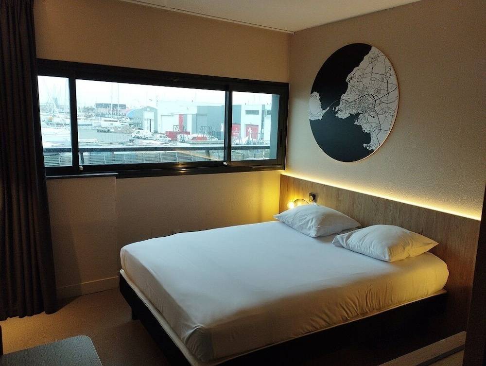 B&B HOTEL La Rochelle Centre Les Minimes 1