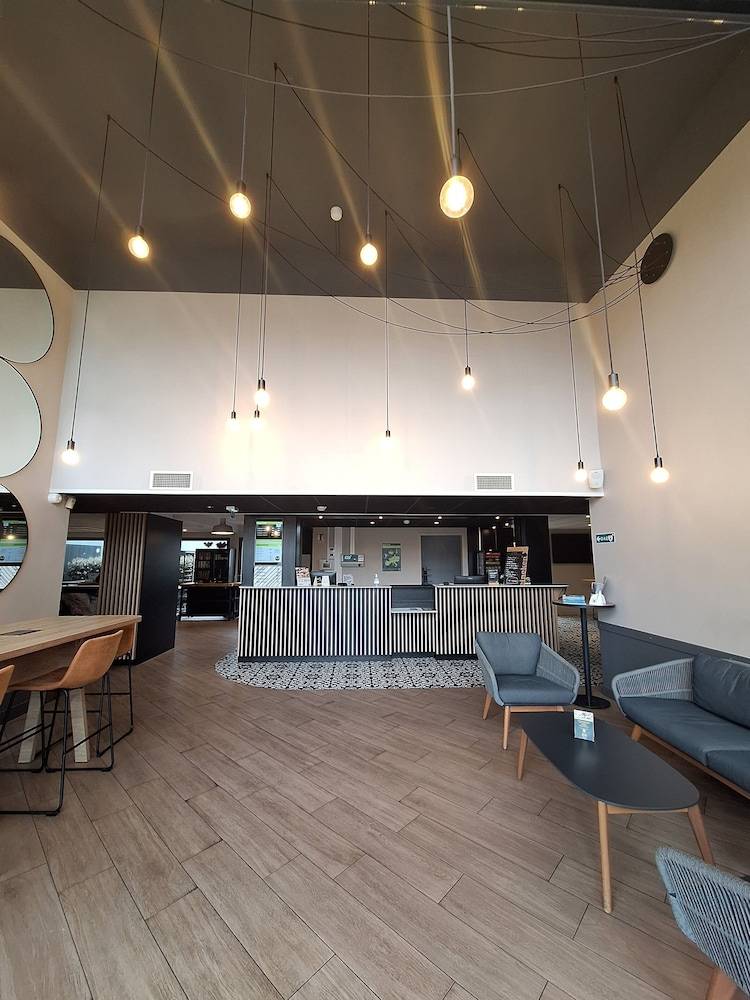 B&B HOTEL La Rochelle Centre Les Minimes 2
