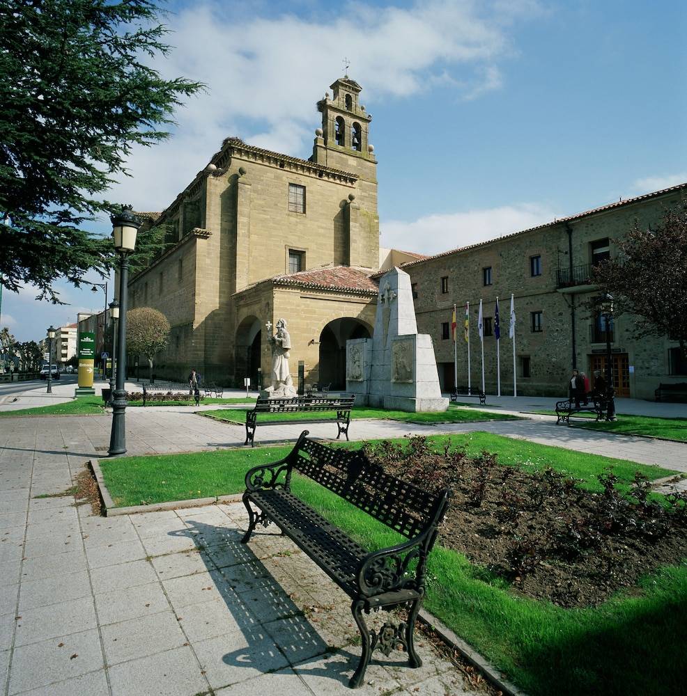 Parador de Sto. Domingo Bernardo de Fresneda 1