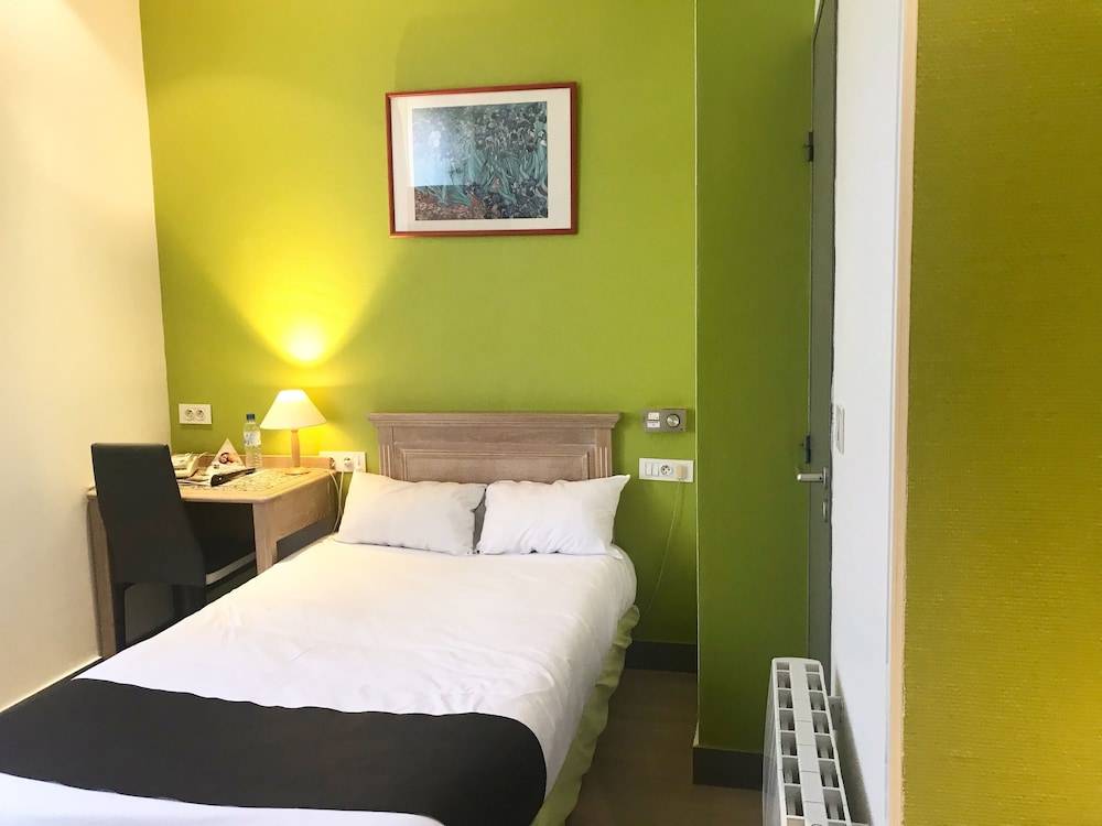 Hotel Aux Sacres Reims, Centre Historique 1