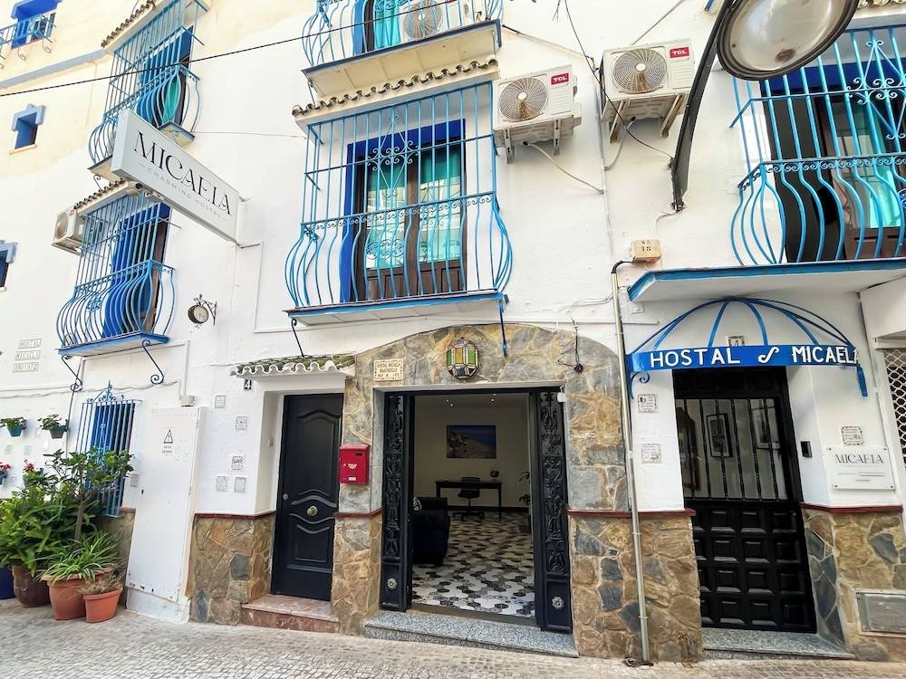 Micaela Charming Hostal 1