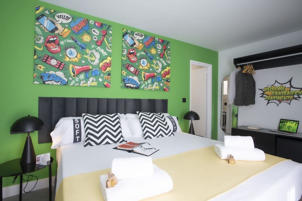 Casual Pop Art Hotel by Casual Hoteles 1