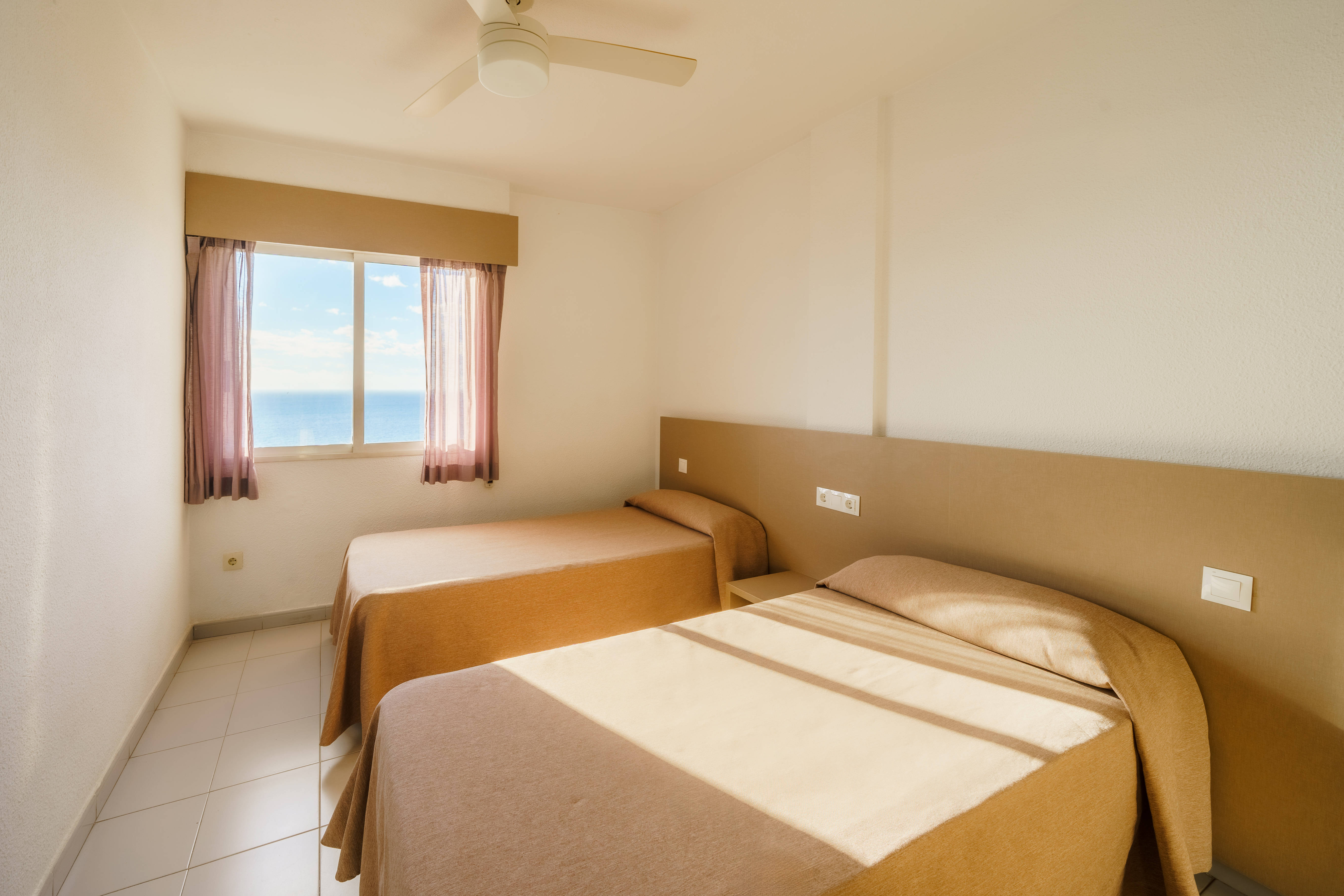 Apartamentos El Faro By Mc 1