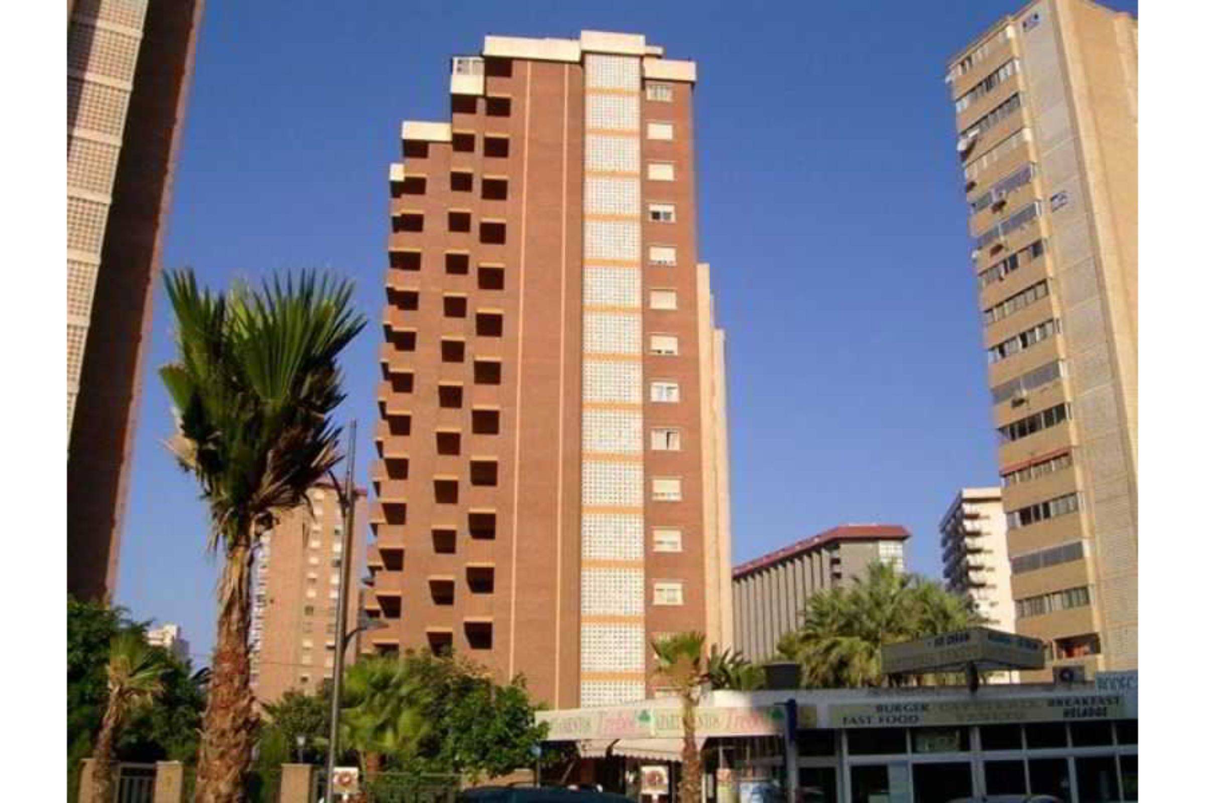 Trebol One Apartments By Mc 2