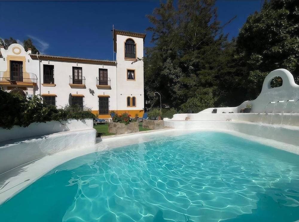 Hotel Humaina 1