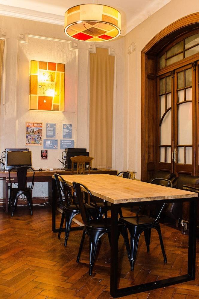 Play Hostel Arcos 2